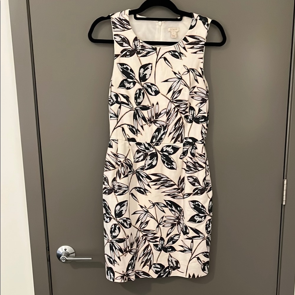 Floral Sleeveless Dress - Black and White
